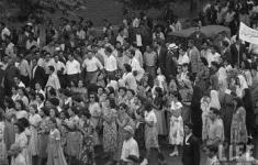 عکس هایی از تظاهرات سال 1953 ایران